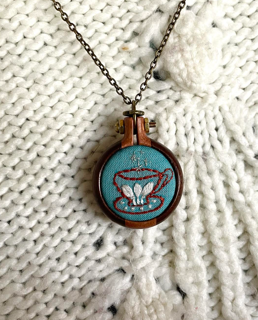 Embroidery 101 - Pendant necklace