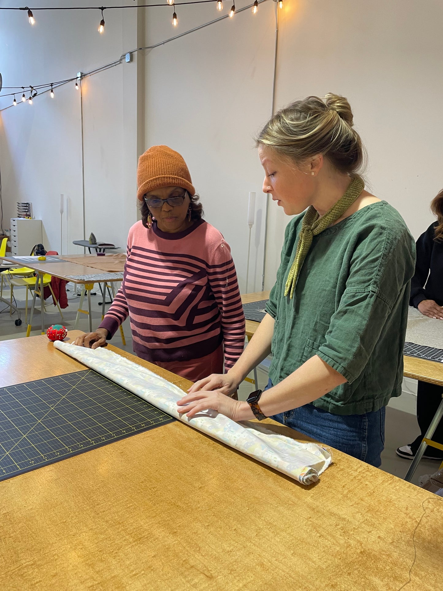 Beginner - Queen pillowcase with border